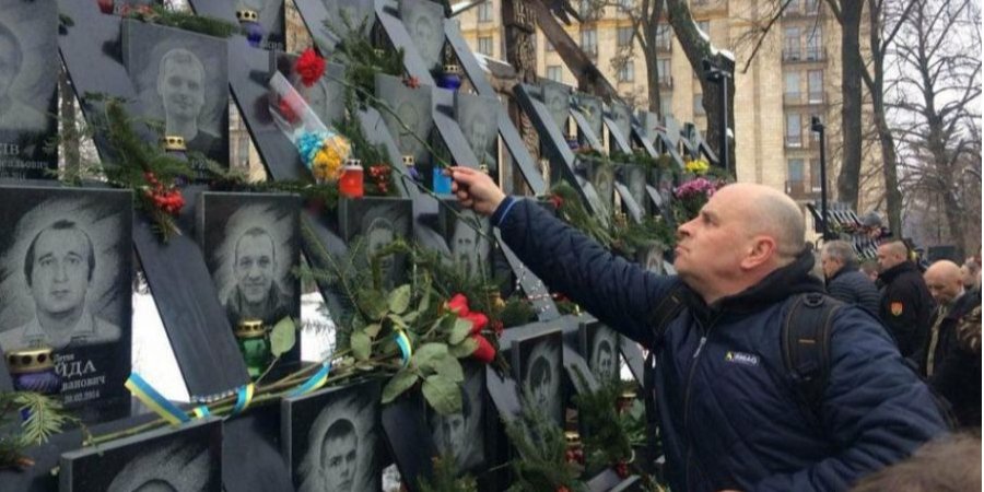 В&nbsp;Україні вшановують пам’ять Героїв Небесної сотні (Фото: Громадське)