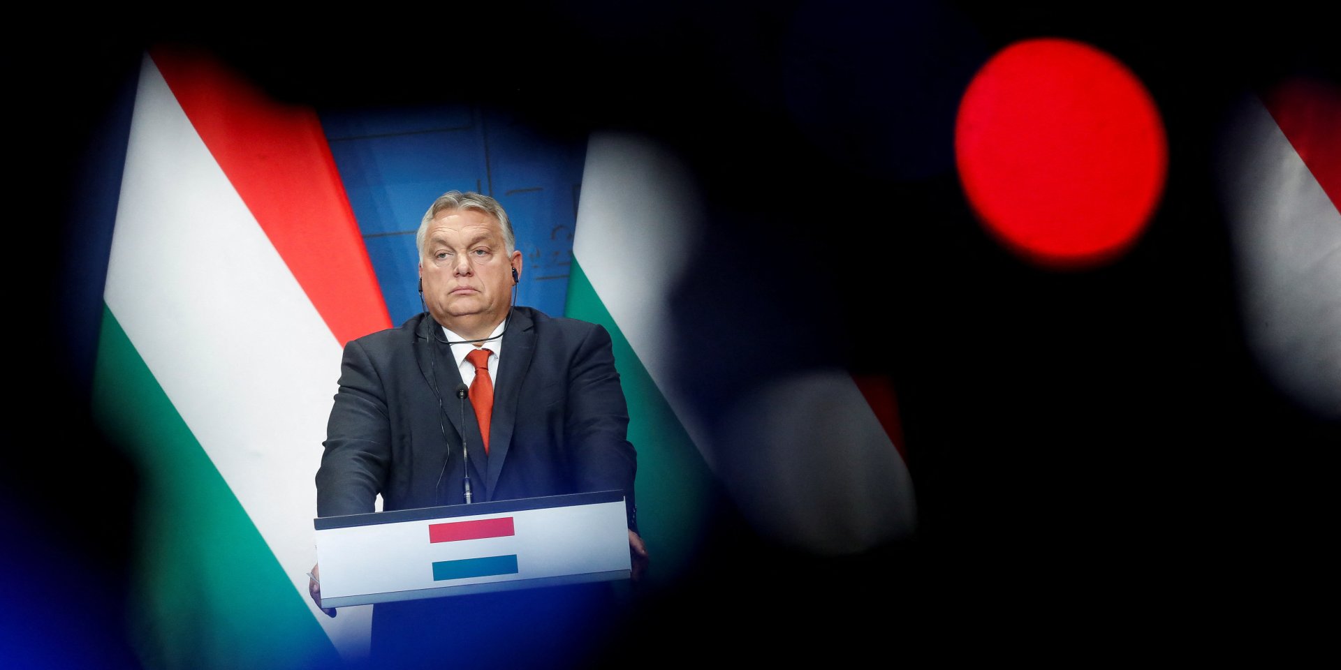 Віктор Орбан під час спільної пресконференції з&nbsp;президентом Сербії та&nbsp;канцлером Австрії, 3 жовтня 2022 року (Фото: REUTERS/Bernadett Szabo)