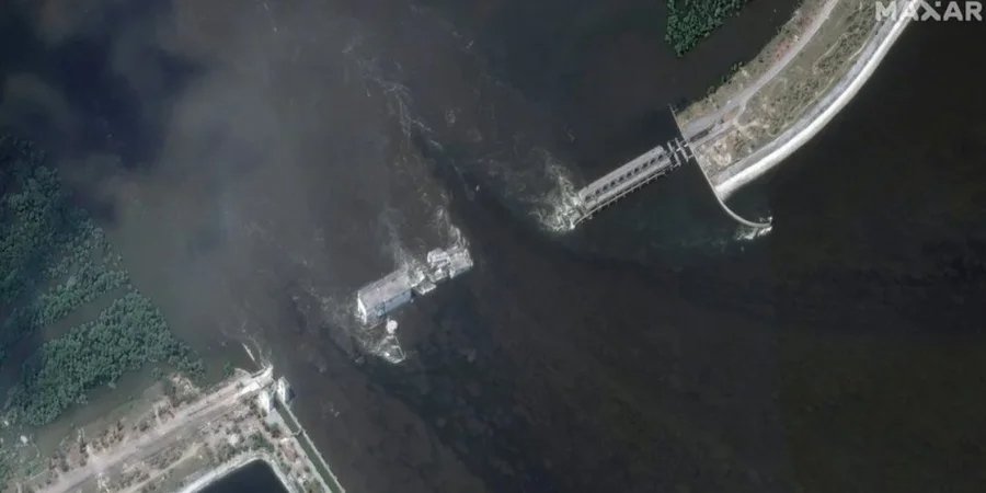 Satellite footage of destruction at the Kakhovka dam (Photo: Maxar Technologies/Handout via REUTERS)