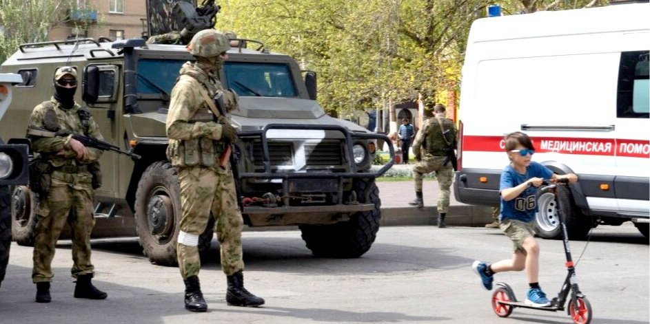 У&nbsp;держдумі хочуть вилучити всі «зайві» самокати і відправити їх на&nbsp;фронт (Фото: currenttime.tv)