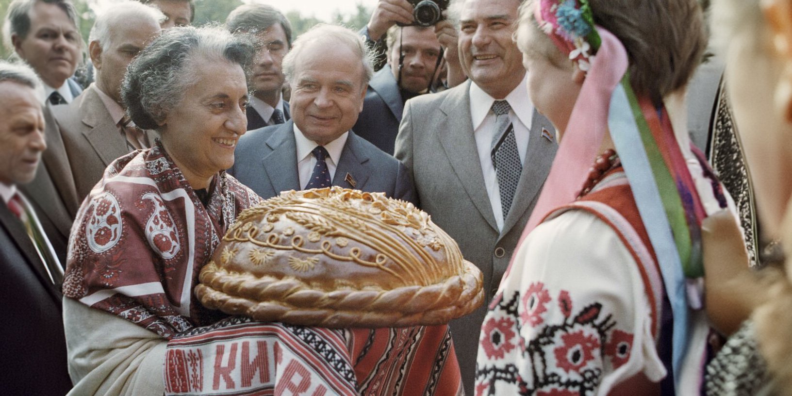 ГОСТЬЯ&nbsp;ИЗ ПРОШЛОГО: Так в&nbsp;1982 году киевляне встречали премьер-министра Индии Индиру Ганди (Фото: DR)