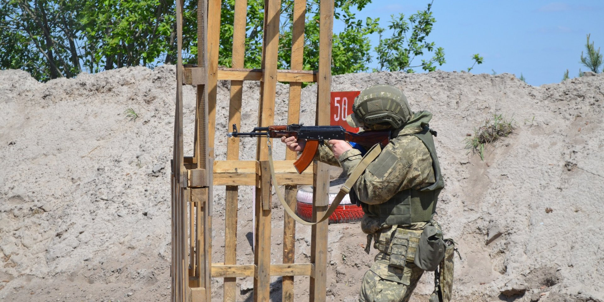 Those who complete mandatory military training during their study will not have to undergo basic military service (Photo: 150th training Center of AFU Territorial Defense Command)
