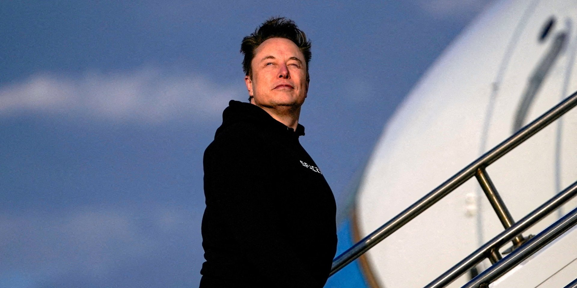 Elon Musk says goodbye to Washington (Photo: REUTERS/Nathan Howard)
