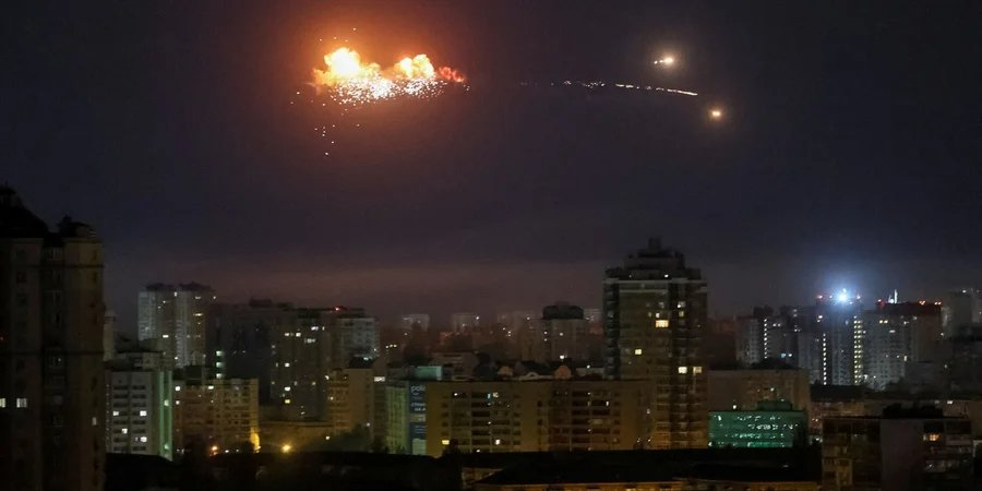 Air defense over Kyiv, April 24 (Photo: REUTERS/Gleb Garanich)