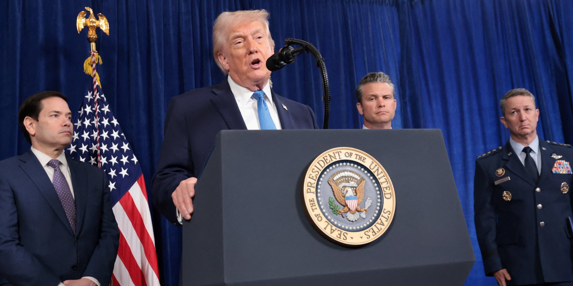 Дональд Трамп під час брифінгу щодо спецоперації у&nbsp;Венесуелі, 3 січня 2026 року (Фото: REUTERS/Jonathan Ernst)