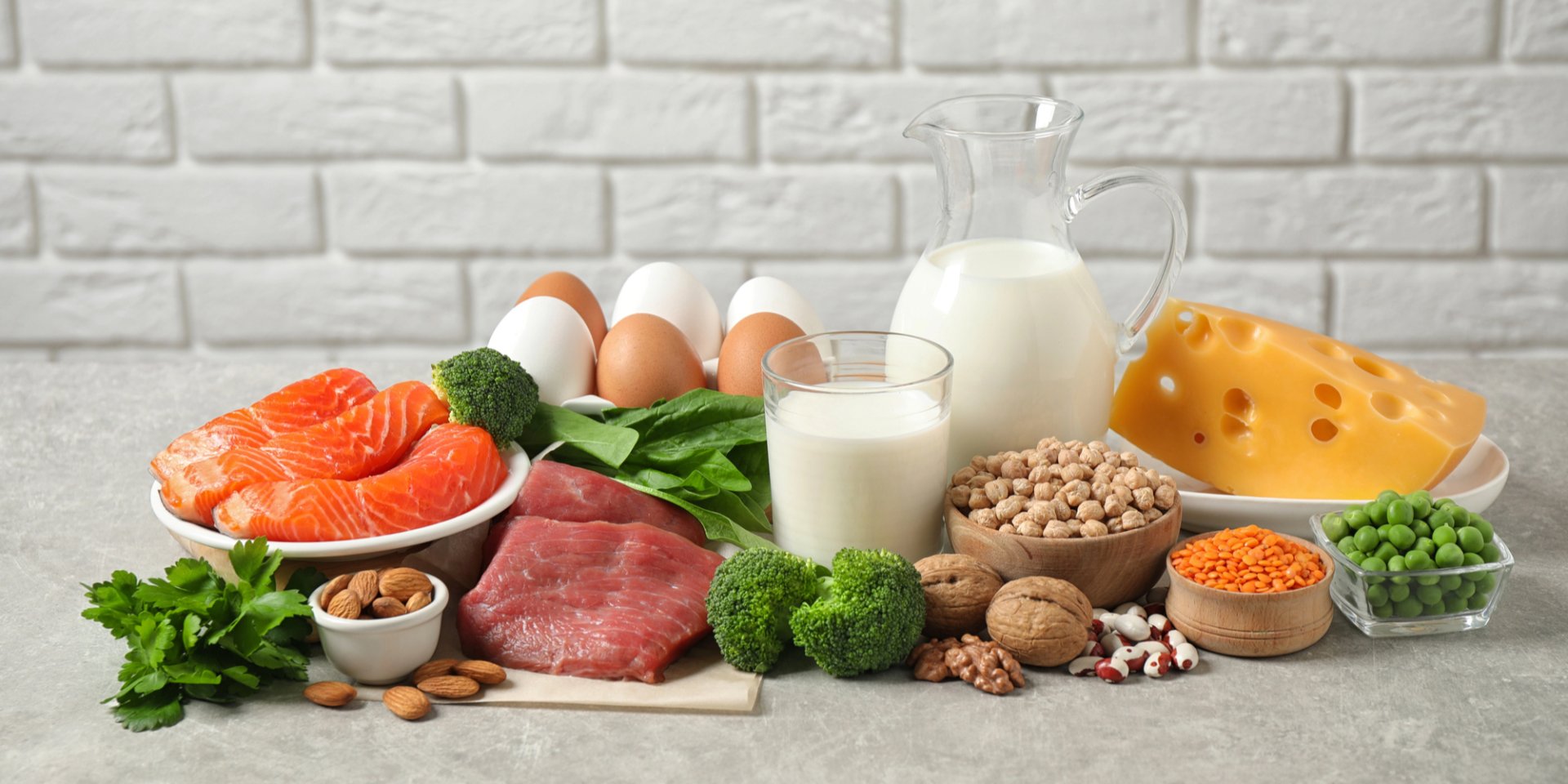 Продукты с&nbsp;высоким содержанием белка (иллюстративная фотография) (Фото: NewAfrica/Depositphotos)