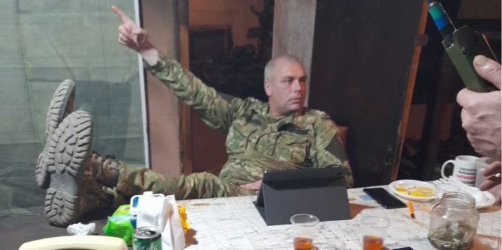 Розповідями про свої звірства генерал-майор армії РФ&nbsp;Демурчієв не&nbsp;обмежувався і розсилав рідним зі знайомими фото гранично жорстокого змісту, повідомили журналісти (Фото: Радіо Свобода/Cхеми)