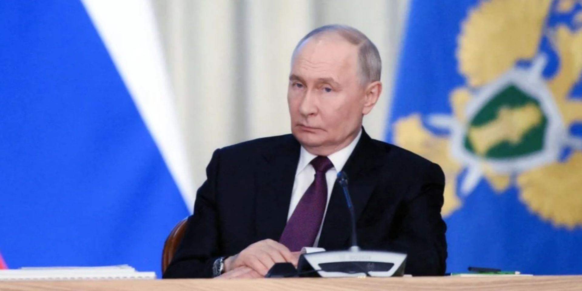 Згідно з&nbsp;новим законом, за рішенням диктатора Путіна російську армію можуть залучити до&nbsp;«виконання завдань із захисту російських громадян, заарештованих, утримуваних або підданих кримінальному чи іншому переслідуванню за рішеннями іноземних судів» (Фото: Sputnik/Pelagiya Tikhonova/Pool via REUTERS)