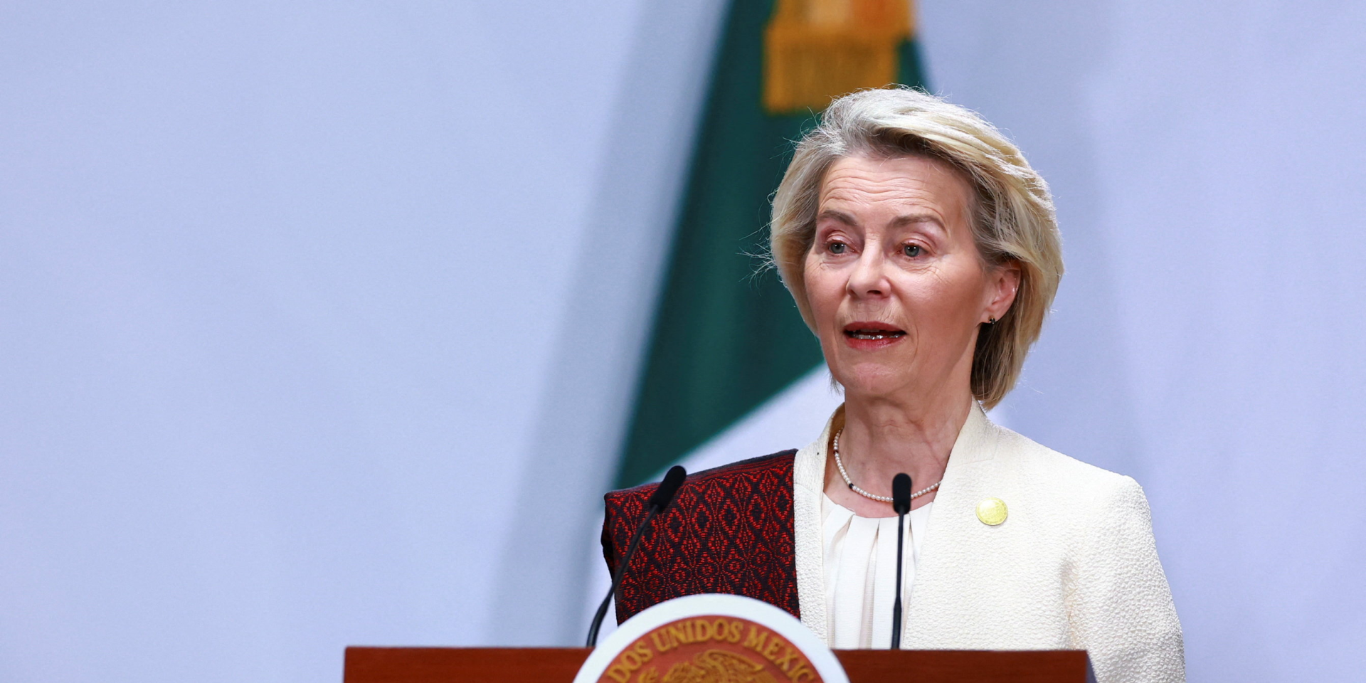 Von der Leyen weighs Ukrainian refugee limits (Photo: REUTERS/Raquel Cunha)