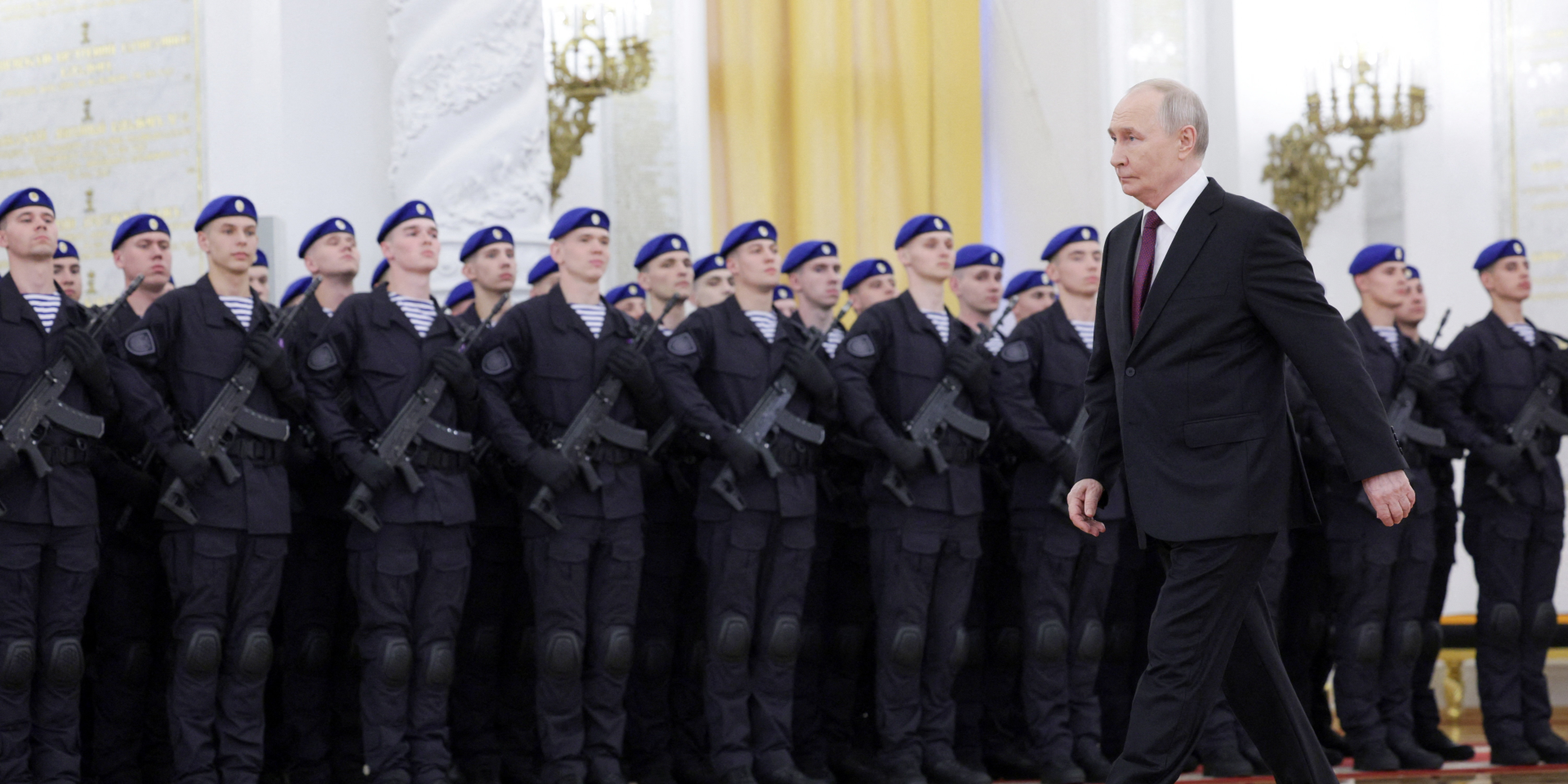 Російський диктатор Володимир Путін та&nbsp;Президентський полк&nbsp;РФ у&nbsp;Кремлі, 23 червня 2026 року (Фото: Sputnik/Gavriil Grigorov/Pool via REUTERS)