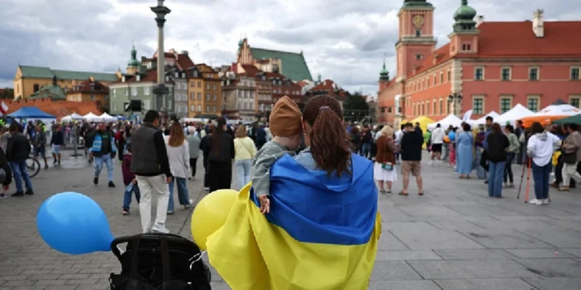 Зараз більшість польських політиків хочуть вдарити Україну&nbsp;— В’ятрович (Фото: Anadolu via Reuters/Jakub Porzycki)