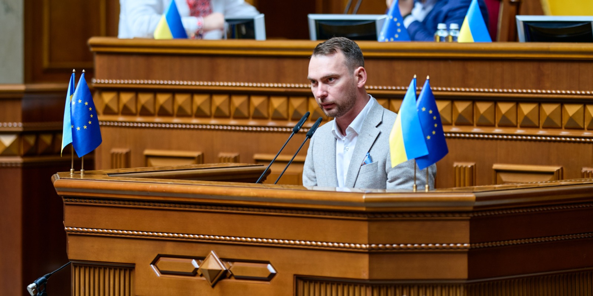 Ярослав Железняк&nbsp;— о&nbsp;сомнительных действиях правоохранителей, слухах о&nbsp;выборах и&nbsp;связи анонимных Telegram-каналов с&nbsp;СБУ. (Фото: Верховная Рада)