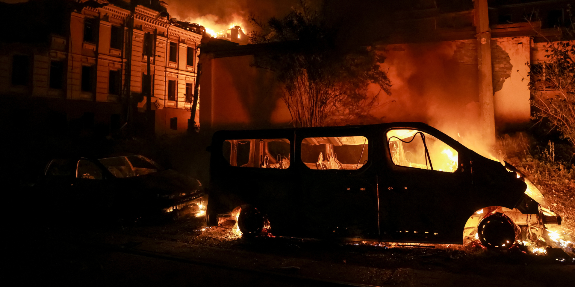 Последствия ракетного удара по&nbsp;Киеву в&nbsp;ночь на&nbsp;19&nbsp;июля 2026 года (Фото: REUTERS/Stringer)