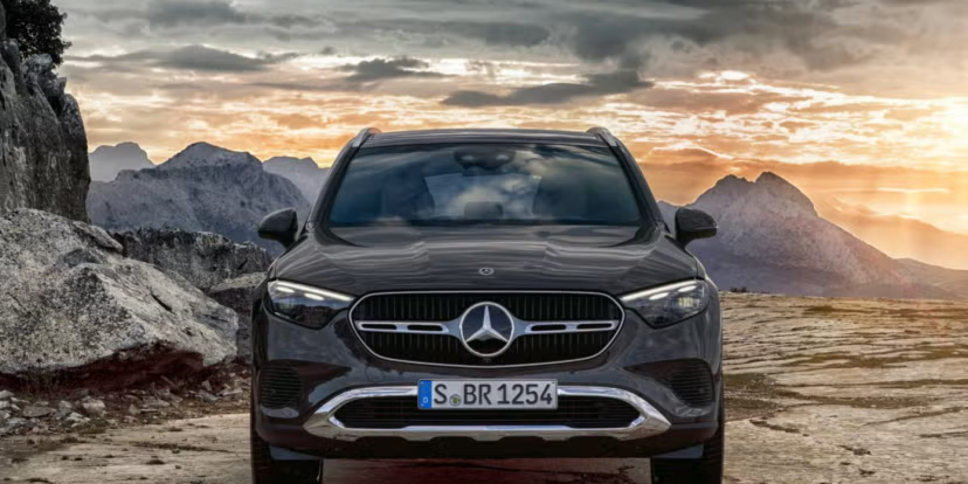 Mercedes-Benz GLC-Class 2023 года попал под отзыв (Фото: Mercedes-Benz)