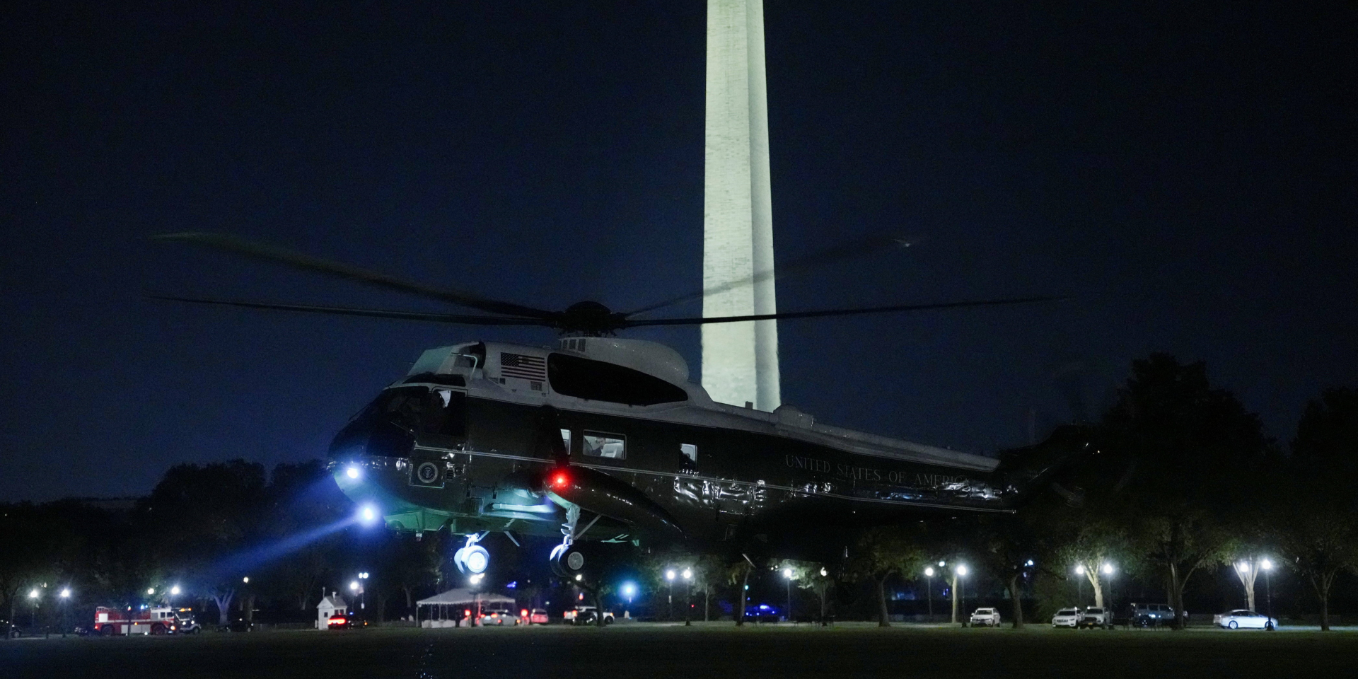 Військовий гелікоптер Marine One (Фото: REUTERS/Eric Lee)