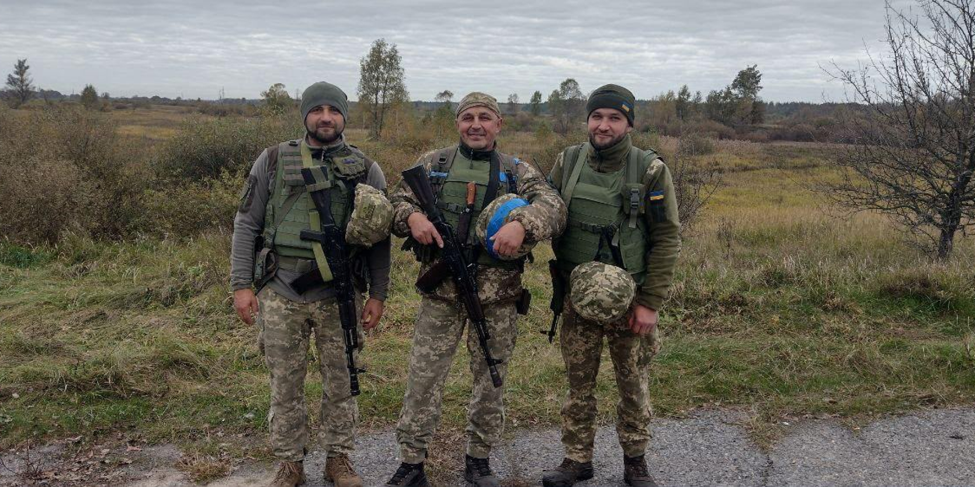 Ветеран Дмитро Гащук з&nbsp;батьком та&nbsp;чоловіком сестри&nbsp;— вони обоє загинули на&nbsp;фронті (Фото: Фото надане героєм матеріалу)
