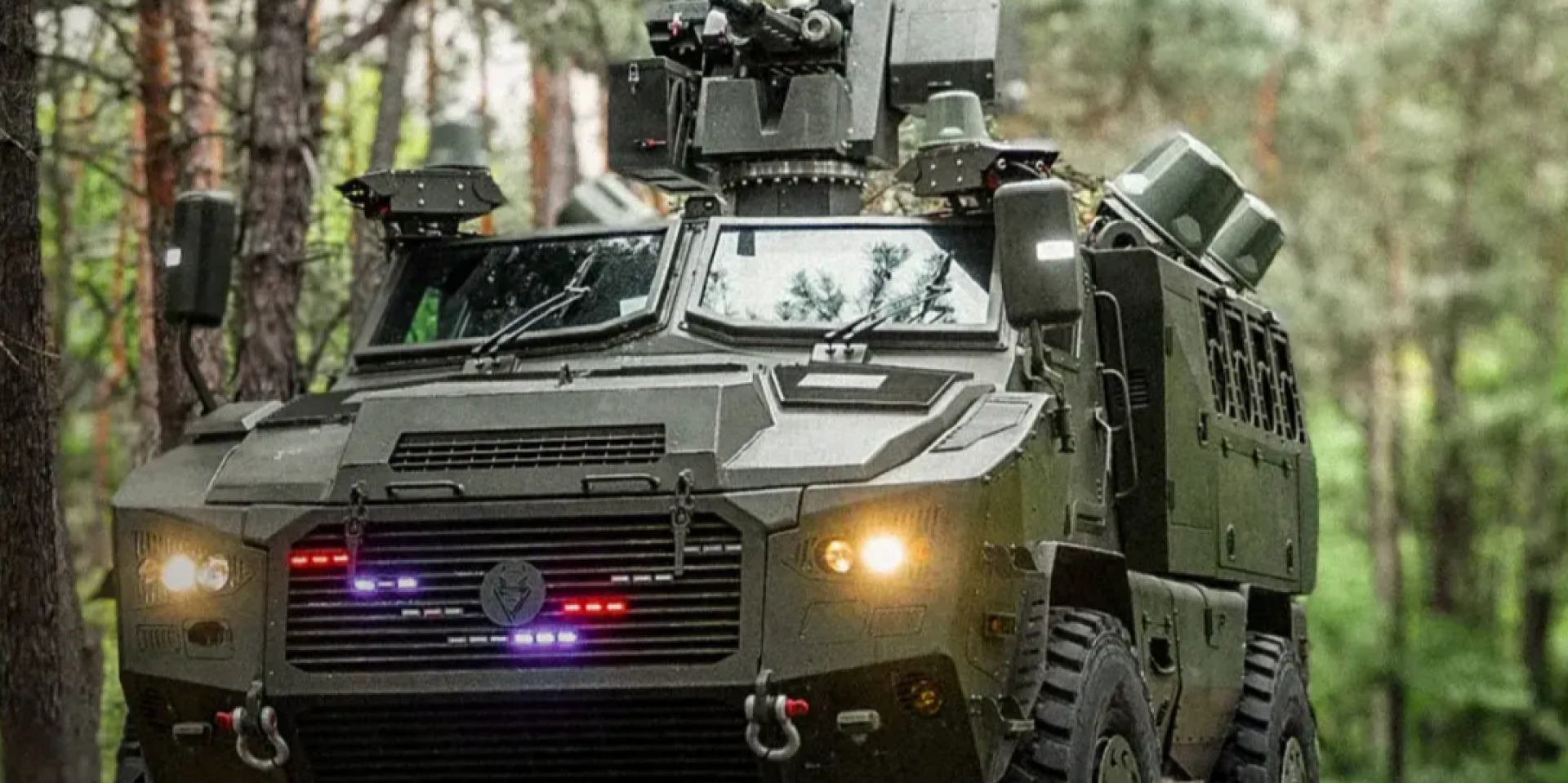 Модульна конструкція машини дозволяє переобладнати десантний відділ під медичну евакуацію за&nbsp;декілька годин (Фото: Міноборони України)