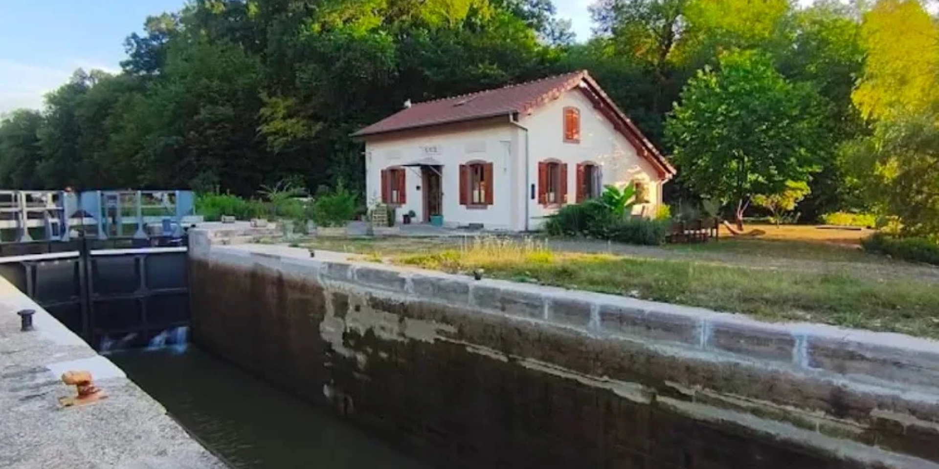 У&nbsp;Франції українець і казах побилися через війну (Фото: Infos Morhange et&nbsp;Alentours / Facebook)