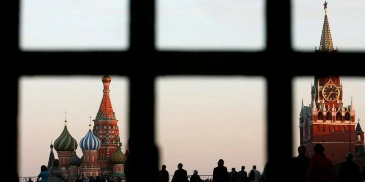 Титов заявил, что военная экономика может существовать лишь в&nbsp;течение очень ограниченного времени (Фото: REUTERS/Maxim Zmeyev)