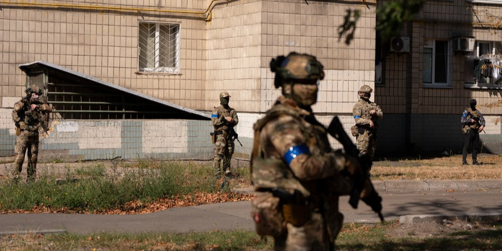 Загін ГУР&nbsp;МО на&nbsp;Березняках у&nbsp;Києві, де&nbsp;2 вересня сталася стрілянина (Фото: Суспільне Новини/Олександр Магула)