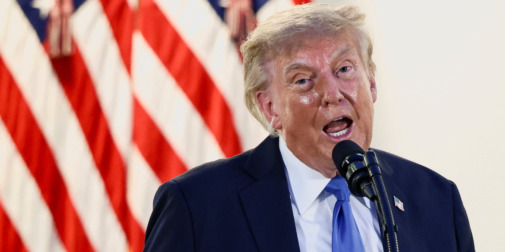Дональд Трамп прокоментував майбутній візит Віткоффа та&nbsp;Кушнера до&nbsp;Москви (Фото: REUTERS/Evelyn Hockstein)