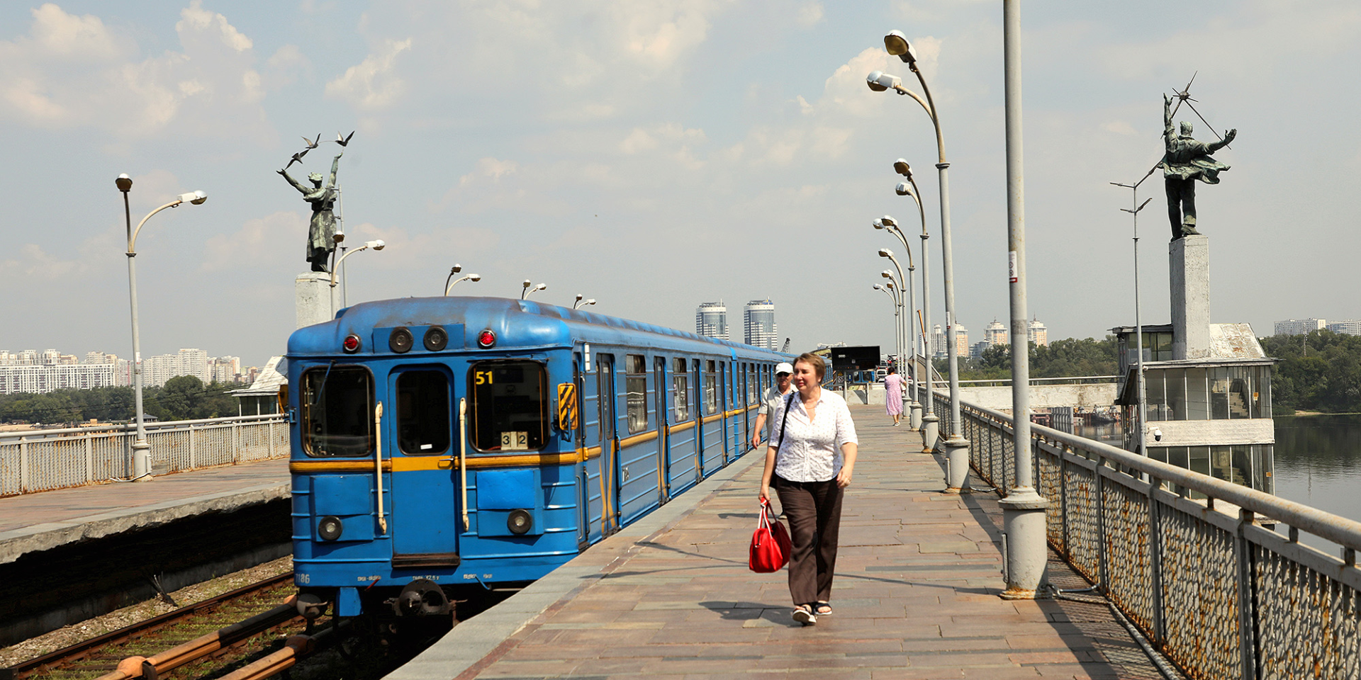 Попри вересень в&nbsp;календарі, осінь не&nbsp;поспішає до&nbsp;України (Фото: Yuliia Ovsiannikova/Ukrinform/NurPhoto via Reuters)
