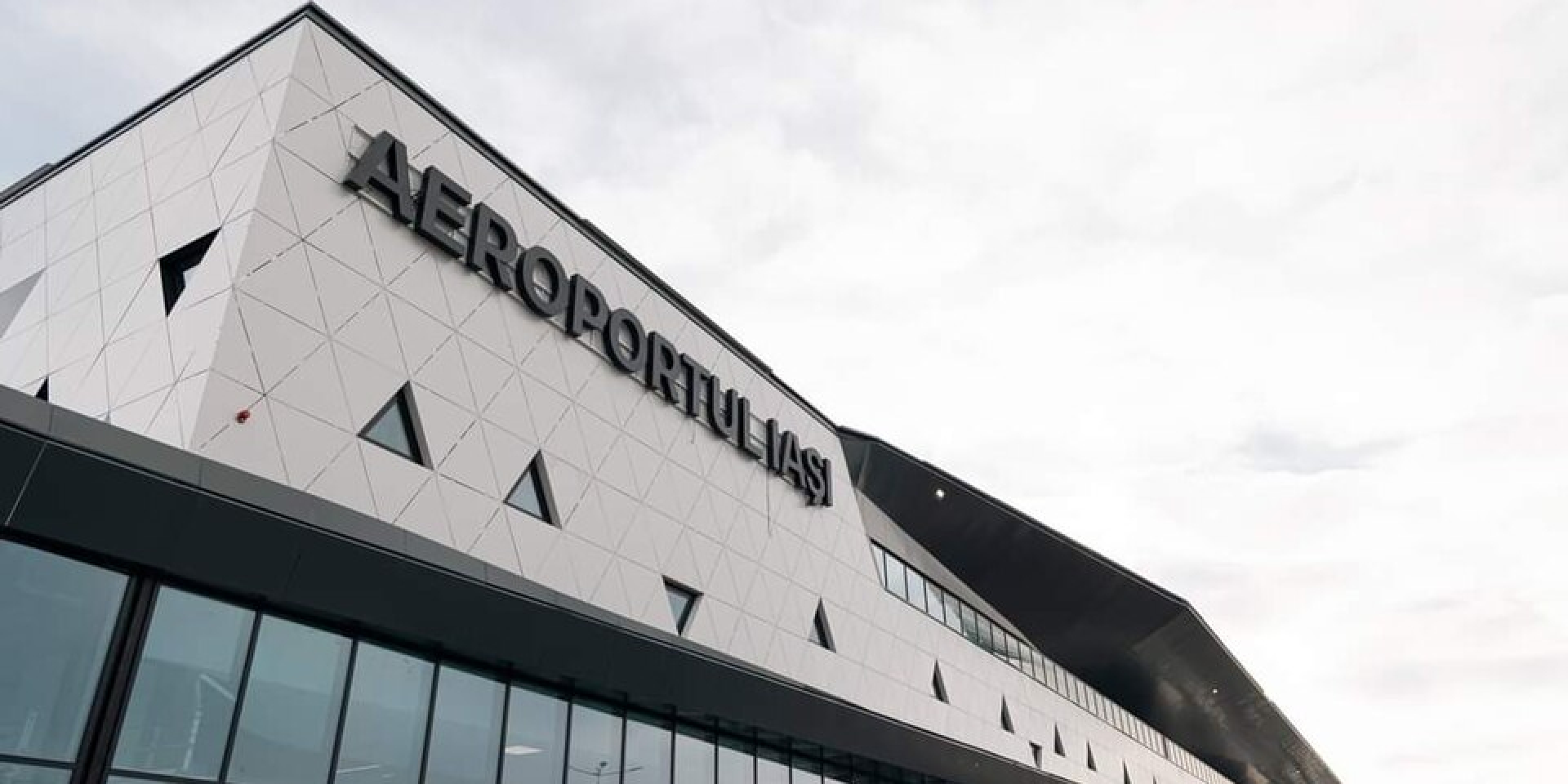 Міноборони Румунії виявило повітряну ціль за&nbsp;18 кілометрів на північ від міста Роман (Фото: SpectruLarg)