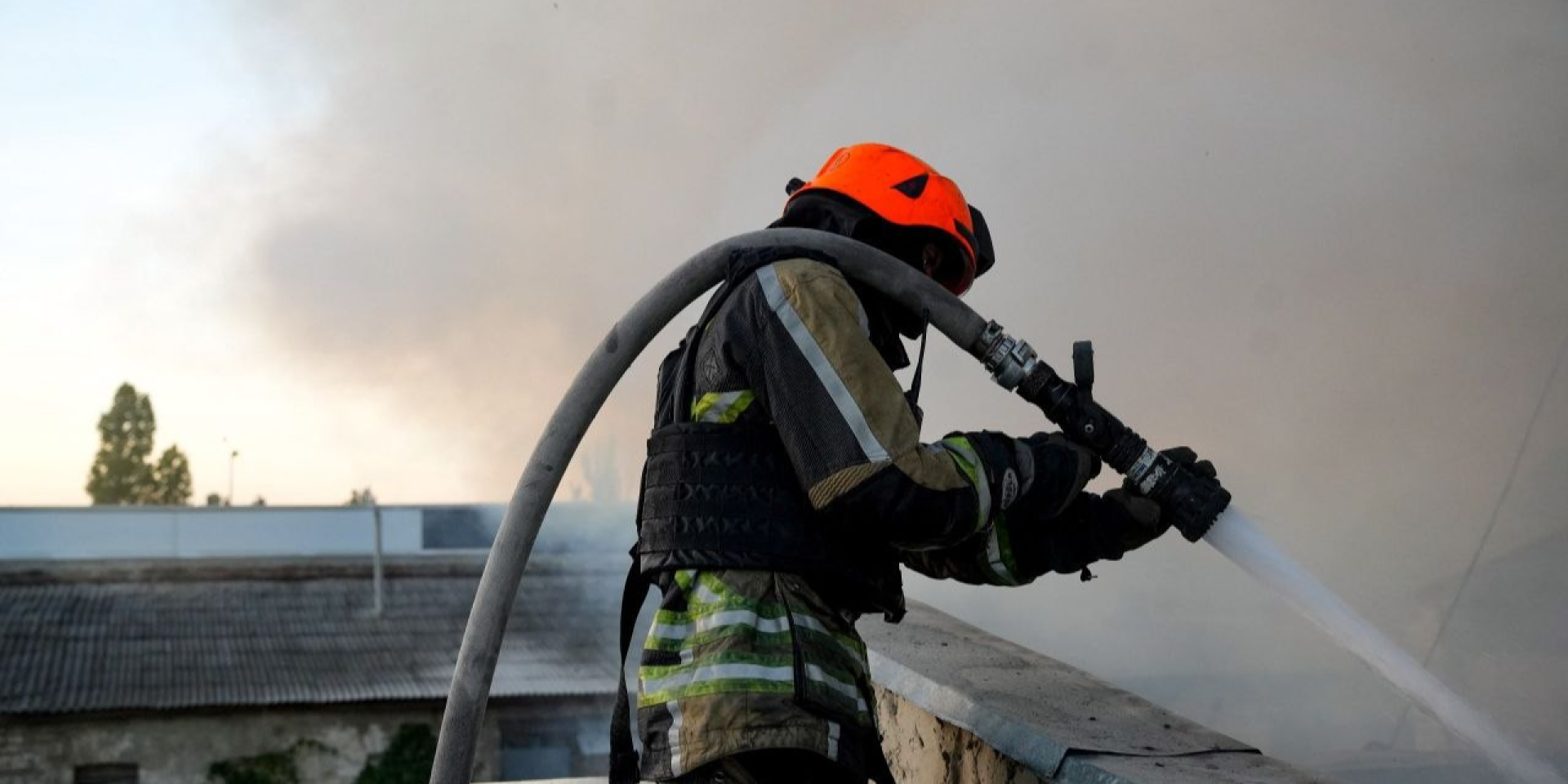Як&nbsp;повідомляють у&nbsp;ДСНС, в&nbsp;Одесі внаслідок російської атаки 10 вересня постраждали двоє людей (Фото: t.me/dsns_telegram)