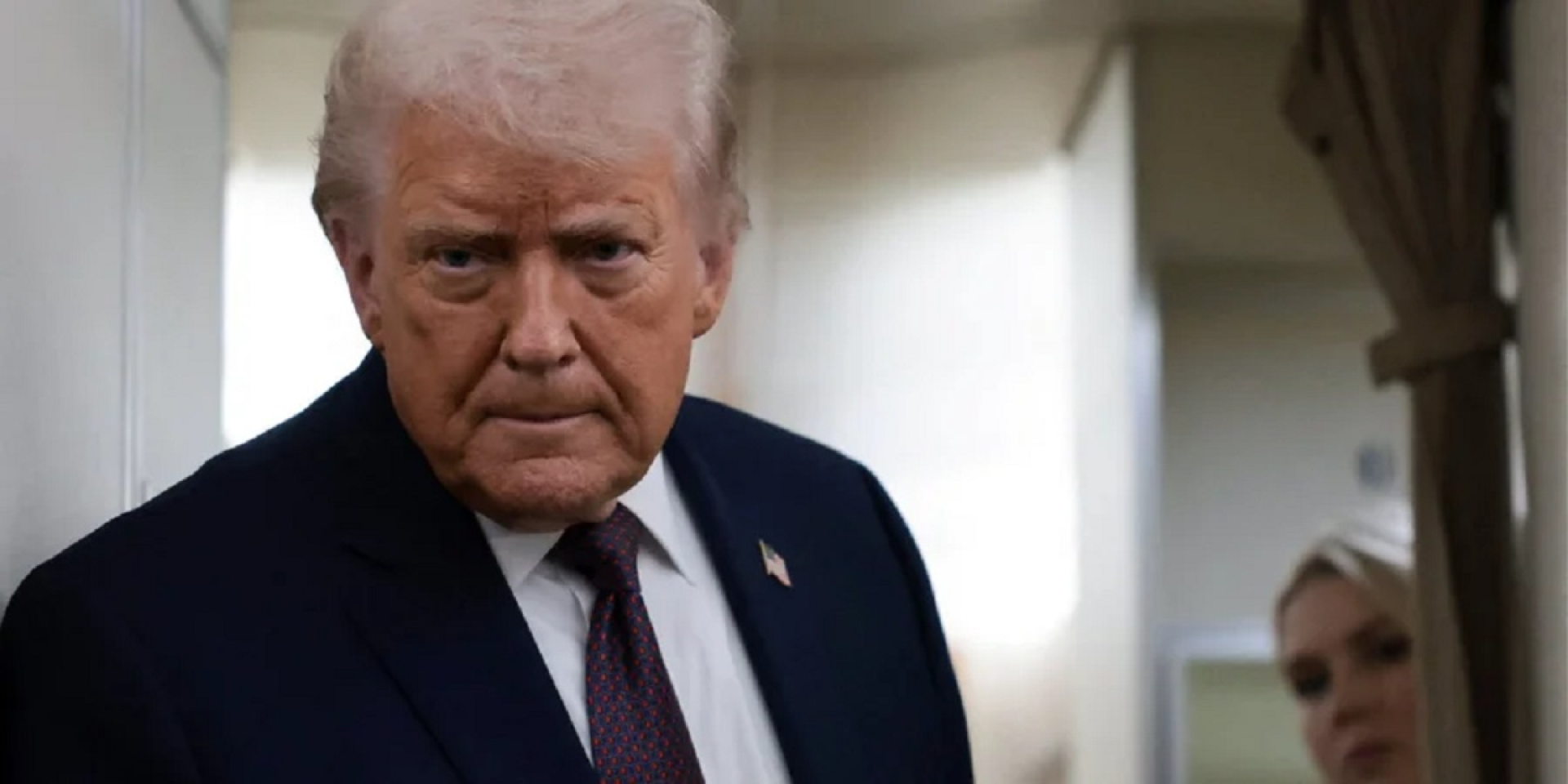 Трамп заявив, що&nbsp;Україна погодилася не&nbsp;завдавати ударів по&nbsp;російських енергетичних об'єктах, джерела&nbsp;FT кажуть, він поспішив (Фото: REUTERS/Jonathan Ernst)