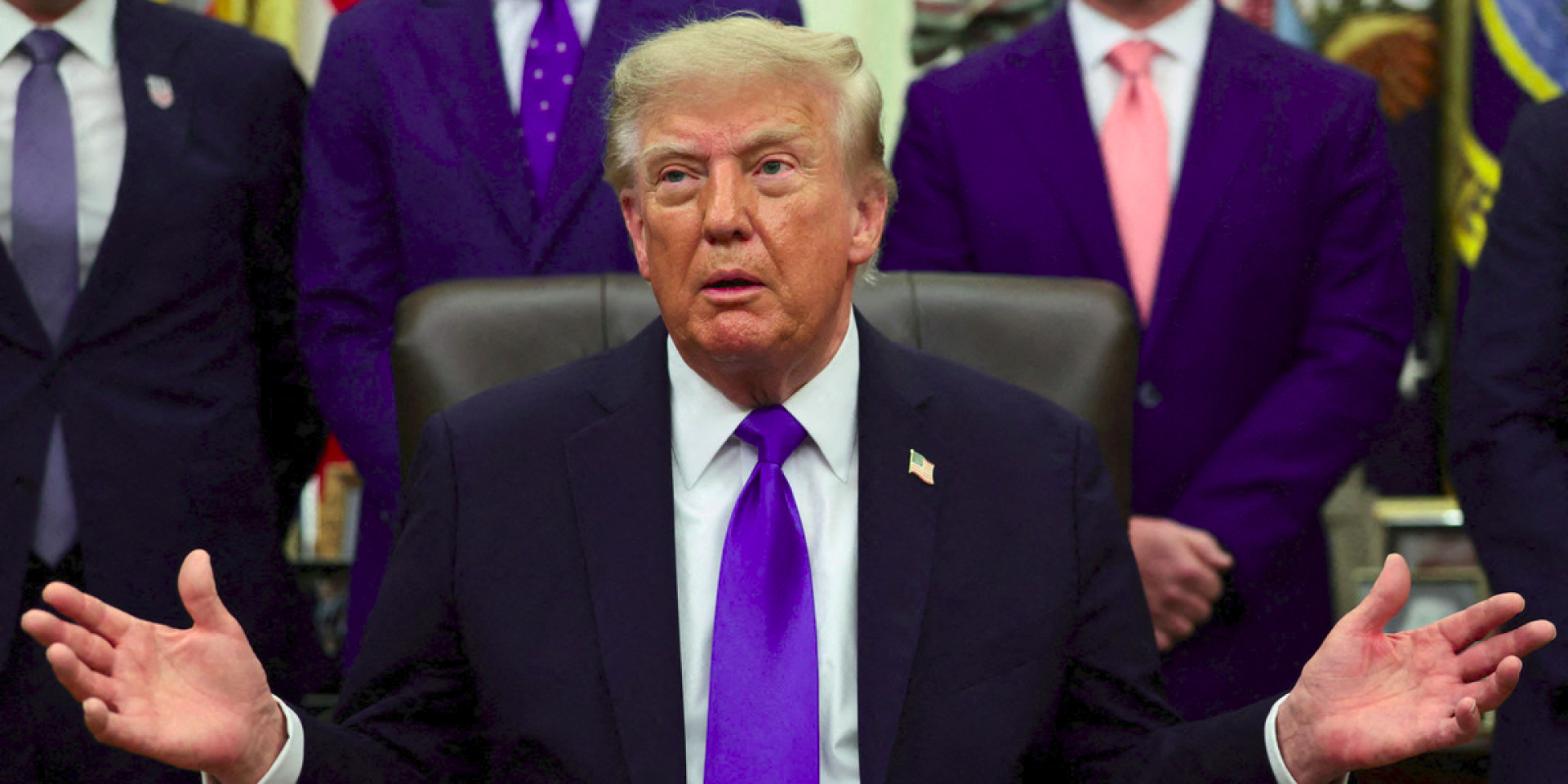 Дональд Трамп хоче якнайшвидше досягти «бодай якоїсь угоди, абсолютно неважливо якої», констатував Преображенський (Фото: REUTERS/Evelyn Hockstein)