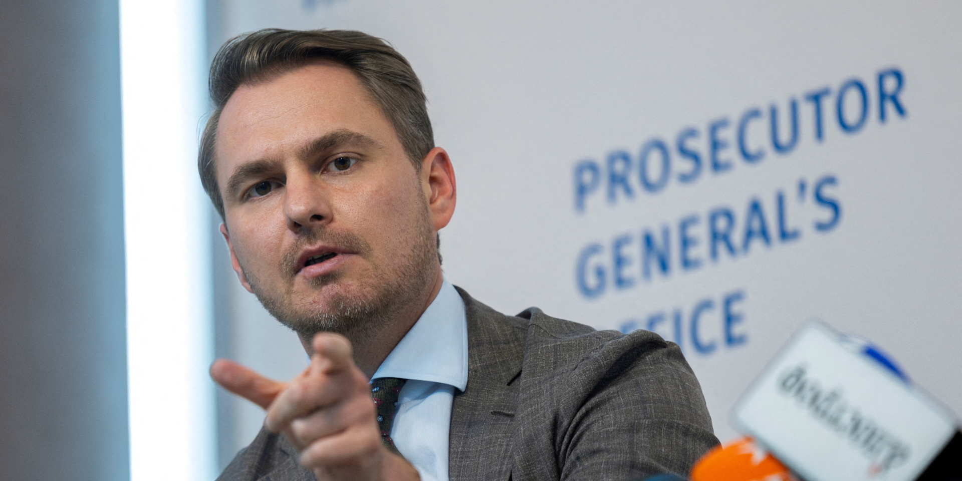 Руслан Кравченко подав у відставку 7 вересня, Рада підтримала рішення про його відставку 15 вересня (Фото: REUTERS/Thomas Peter)