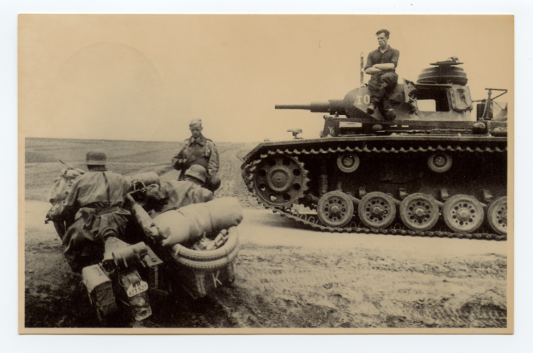 1941 рік, Україна, німецькі війська в наступі (Фото: BYHMC)