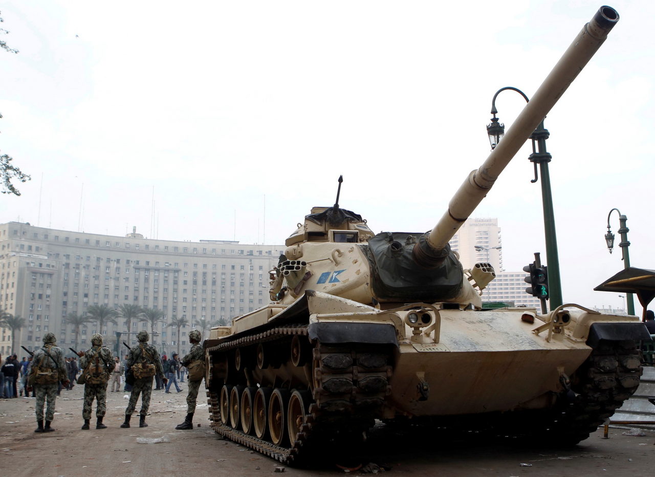 Танк армії Єгипту на площі Тахрір, яка стала епіцентром революції 2011 року (Фото: REUTERS / Amr Abdallah Dalsh / File Photo)