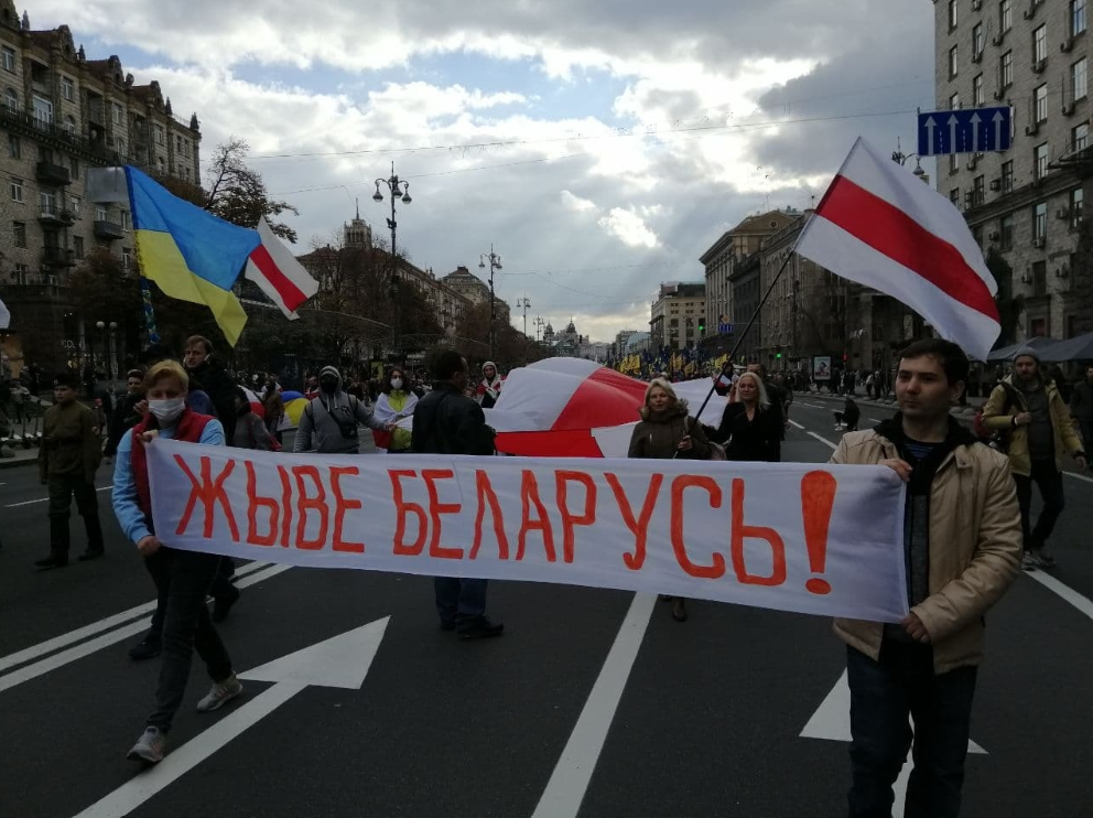 НВ