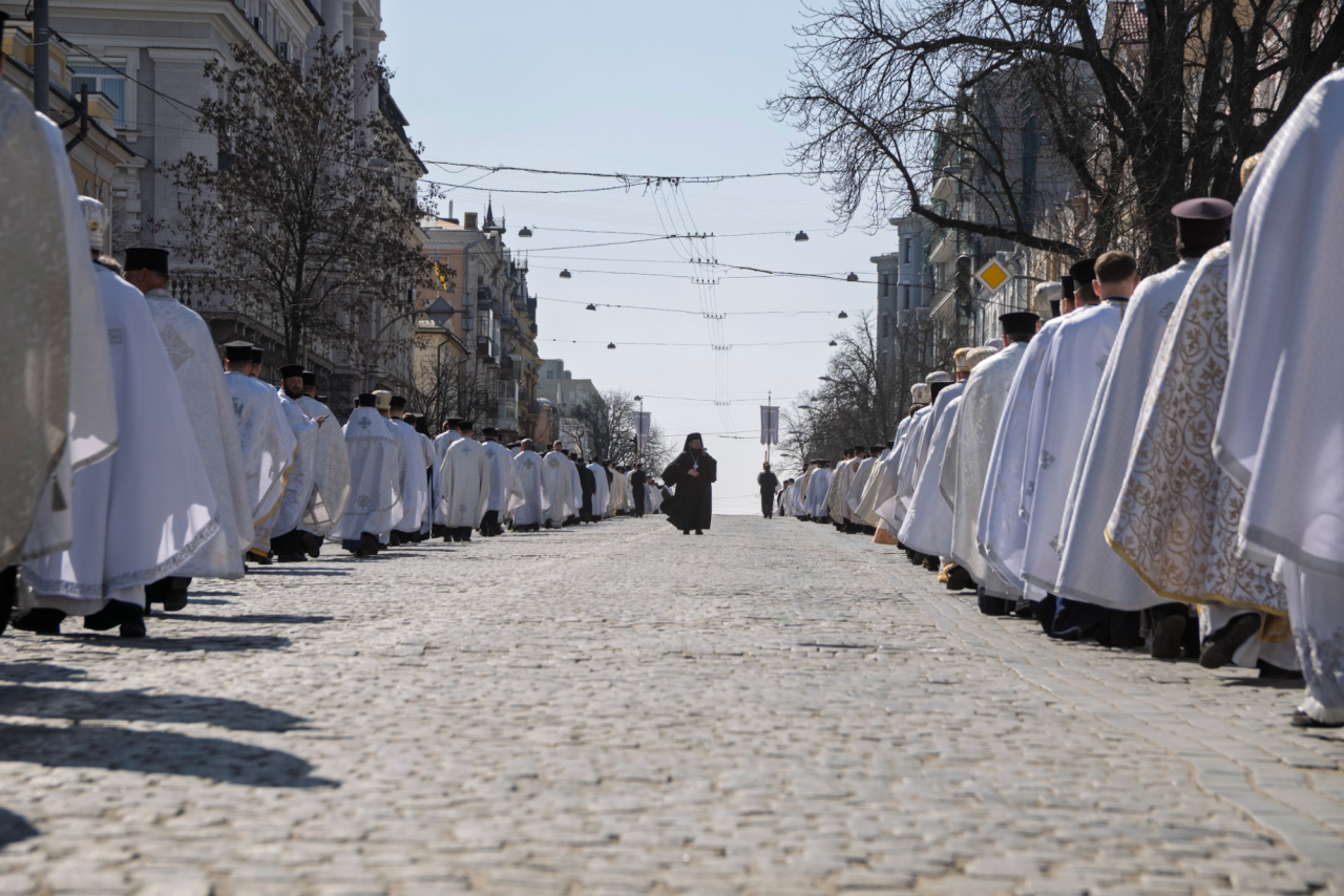 NV / Сергій Окунєв