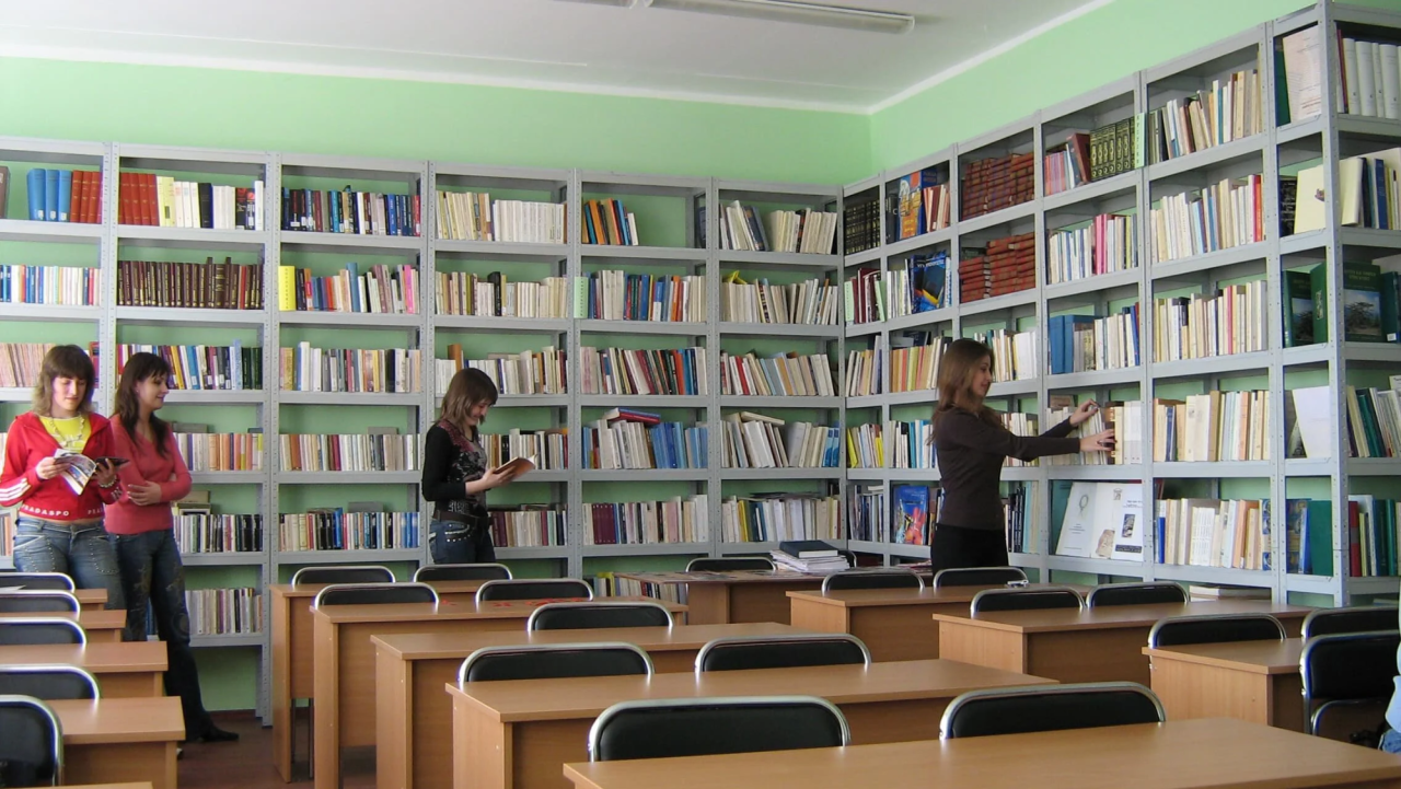 Library in Mariupol State University of Humanities (Фото: leventisfoundation.org)
