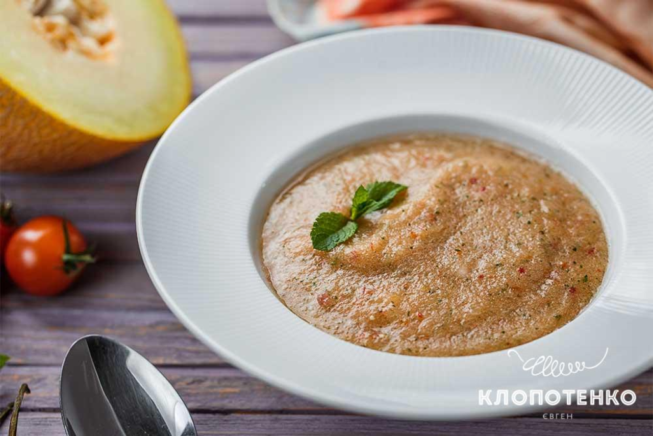 Холодный суп из&nbsp;дыни (Фото: klopotenko.com)