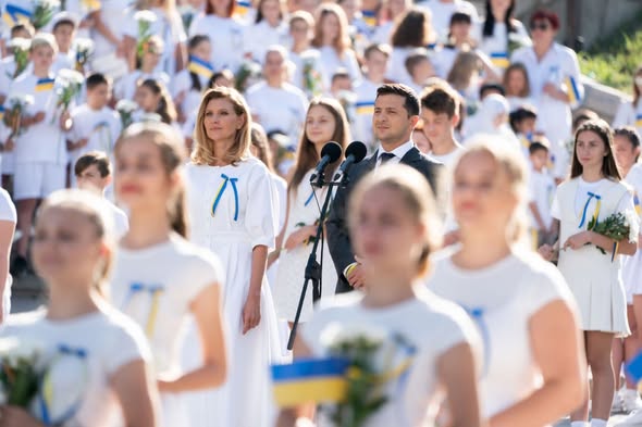 Подружжя Зеленських на Майдані в Києві, 24 серпня 2019 року (Фото: Офіс президента)
