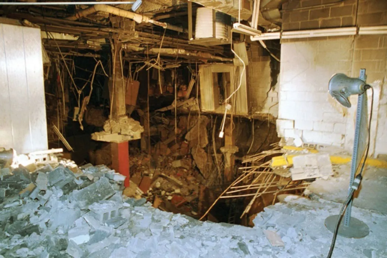 Место взрыва 26 февраля 1993 года (Фото: Государственный департамент США)