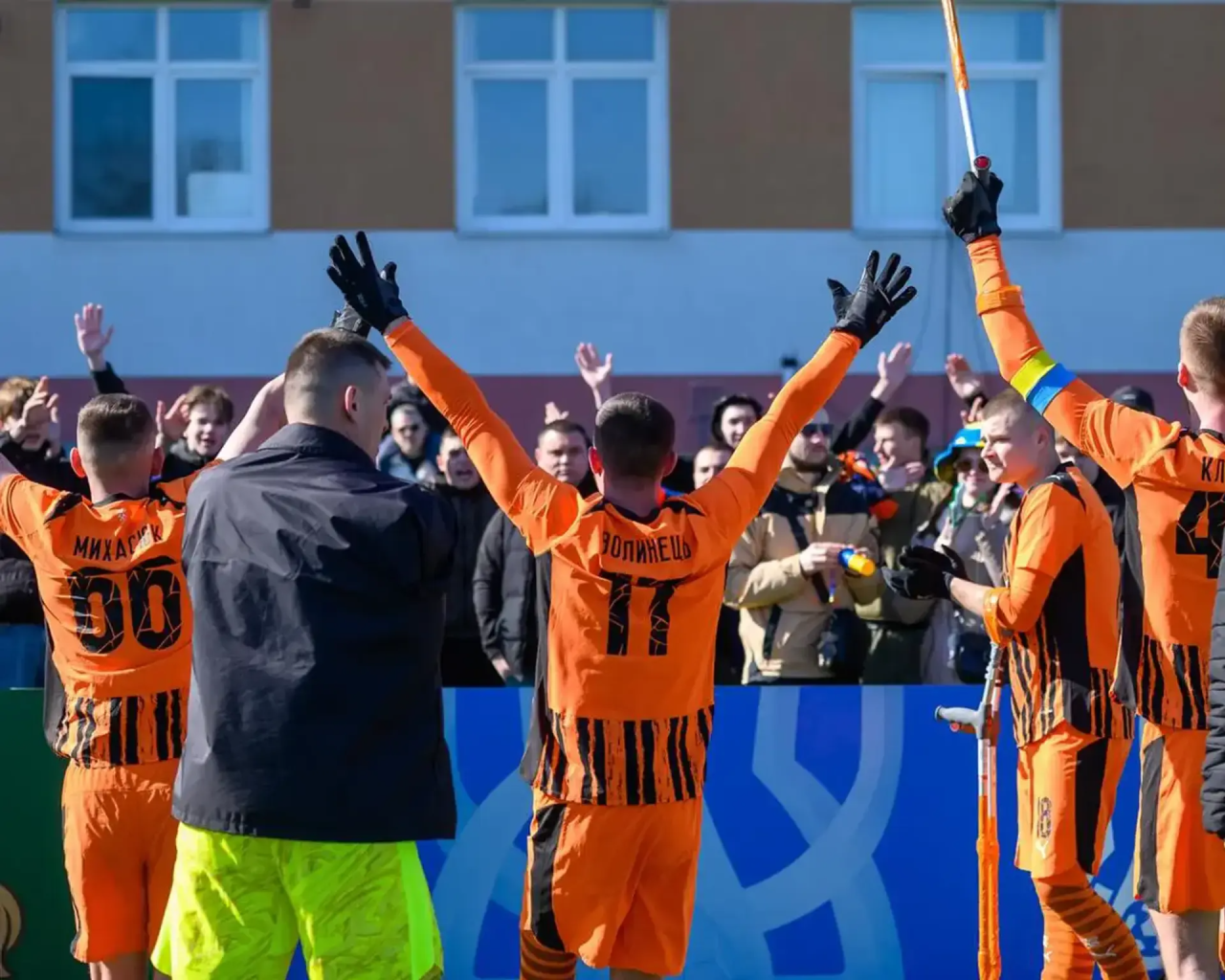 «Шахтар Сталеві», Tribuna.com