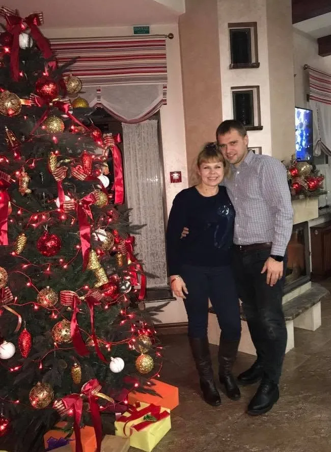 Валентина Кропива зі своїм сином Сергієм (Фото: Facebook)