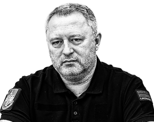 Андрей Костин