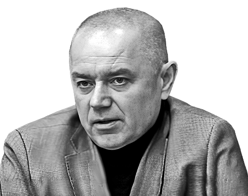 Роман Світан